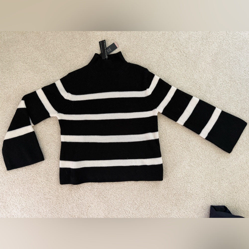Banana Republic Black and White Striped Crew Neck Sweater
